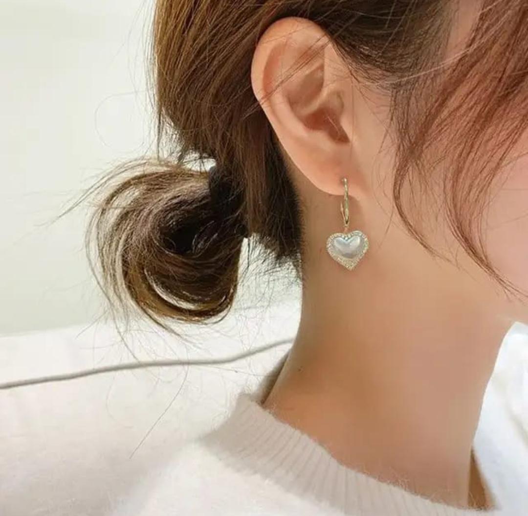 heart stone earrings