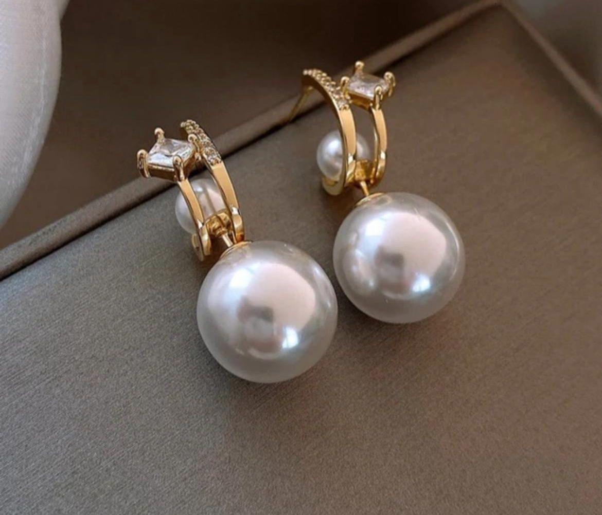 Everyday Detachable 2 in 1 Pearl Earrings