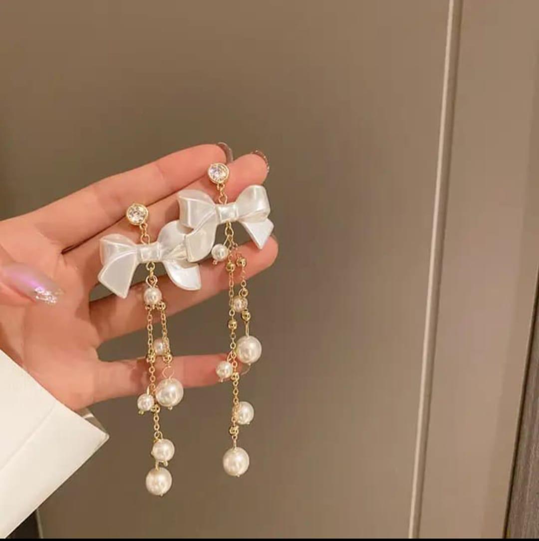 Chic White Pearl Bow Drop Long Earrings