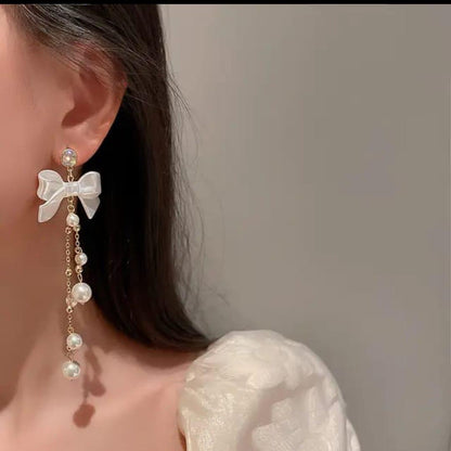Chic White Pearl Bow Drop Long Earrings