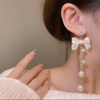 Chic White Pearl Bow Drop Long Earrings