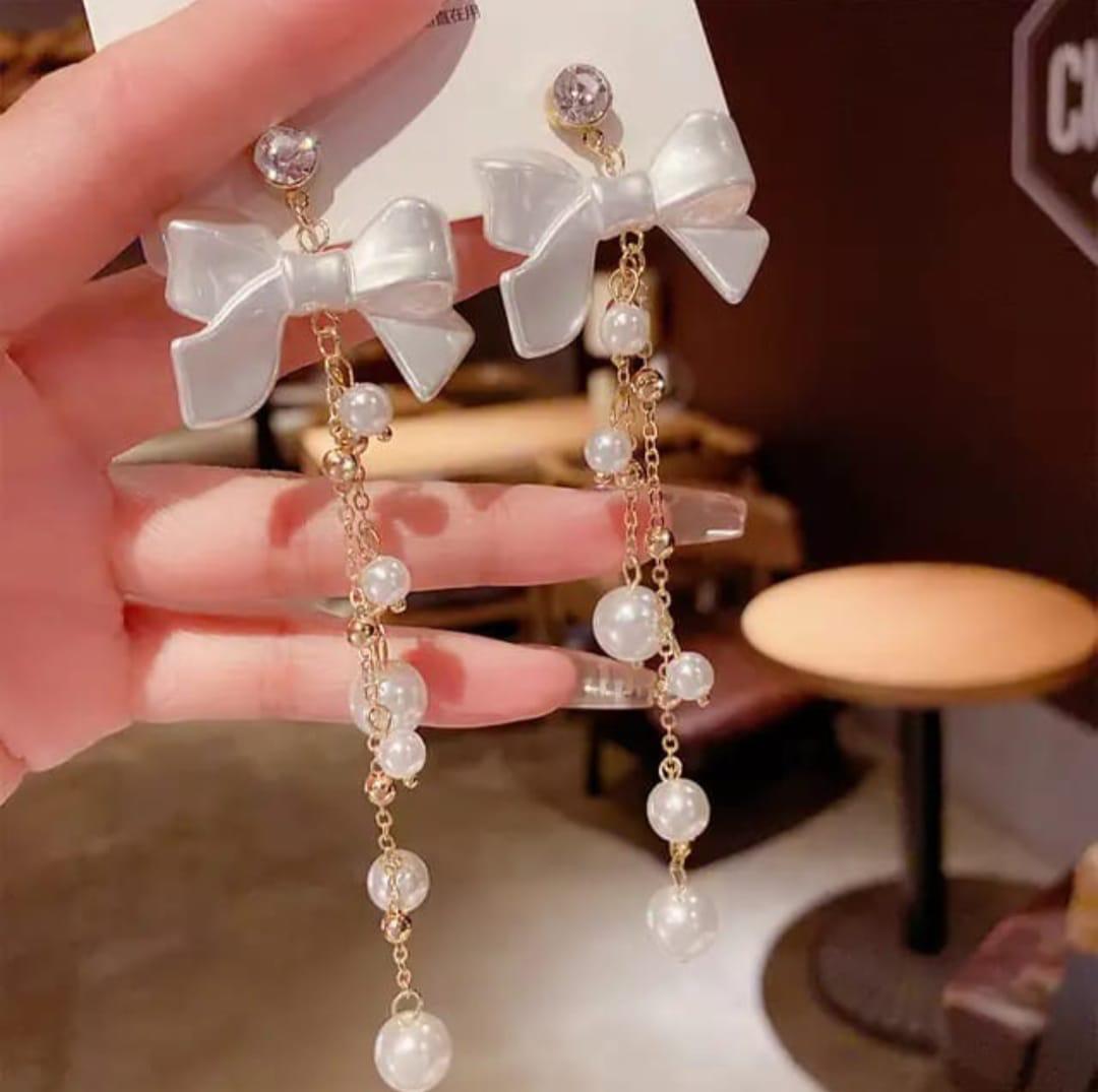 Chic White Pearl Bow Drop Long Earrings