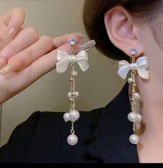 Chic White Pearl Bow Drop Long Earrings
