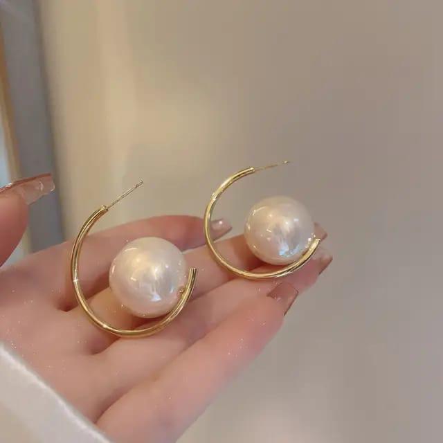 Big pearl gold hoops