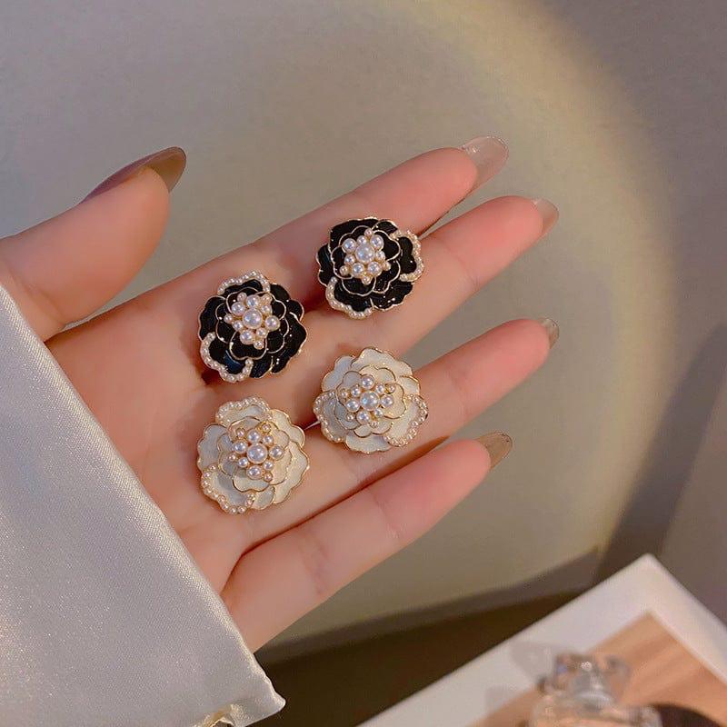 Trending Floral Studs