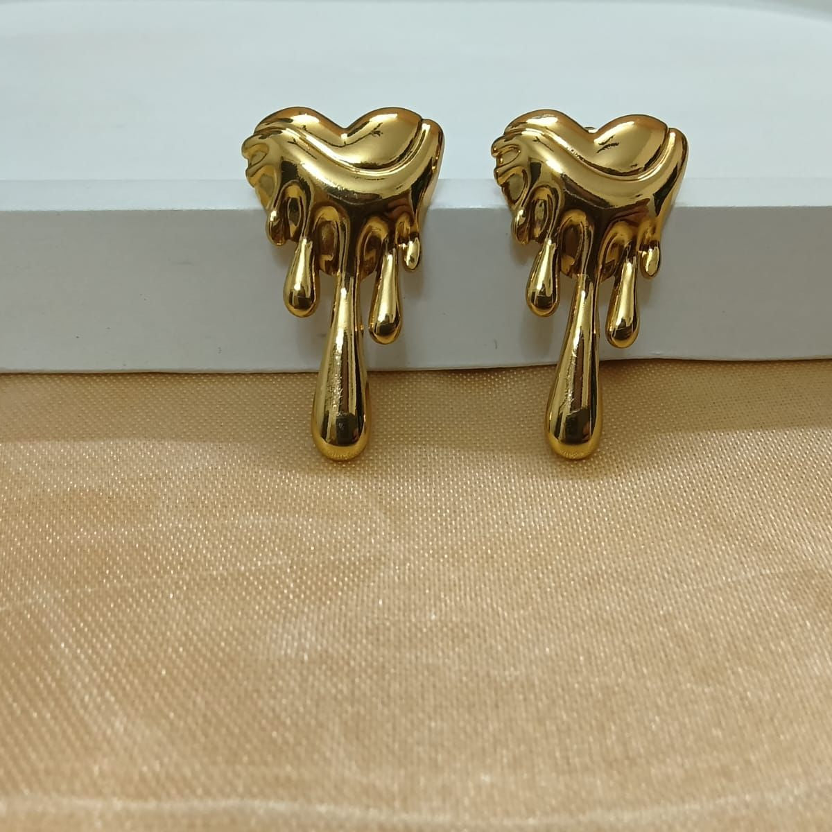 Trending Melting Heart (Anti Tarnish) Studs