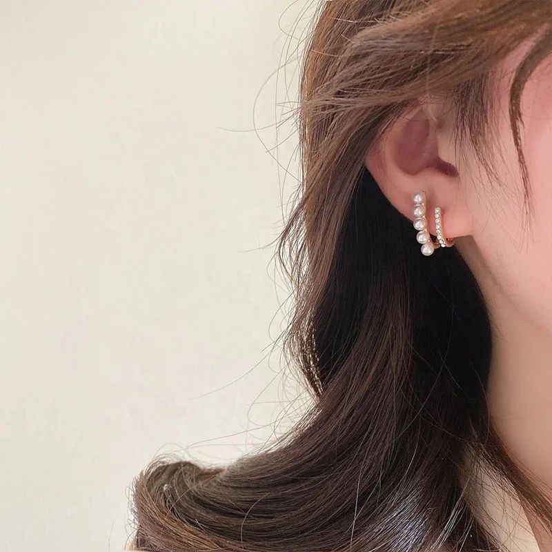 Pearl Rhinestone Earrings