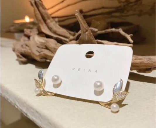 Mermaid Style Pearl Studs (Detachable)