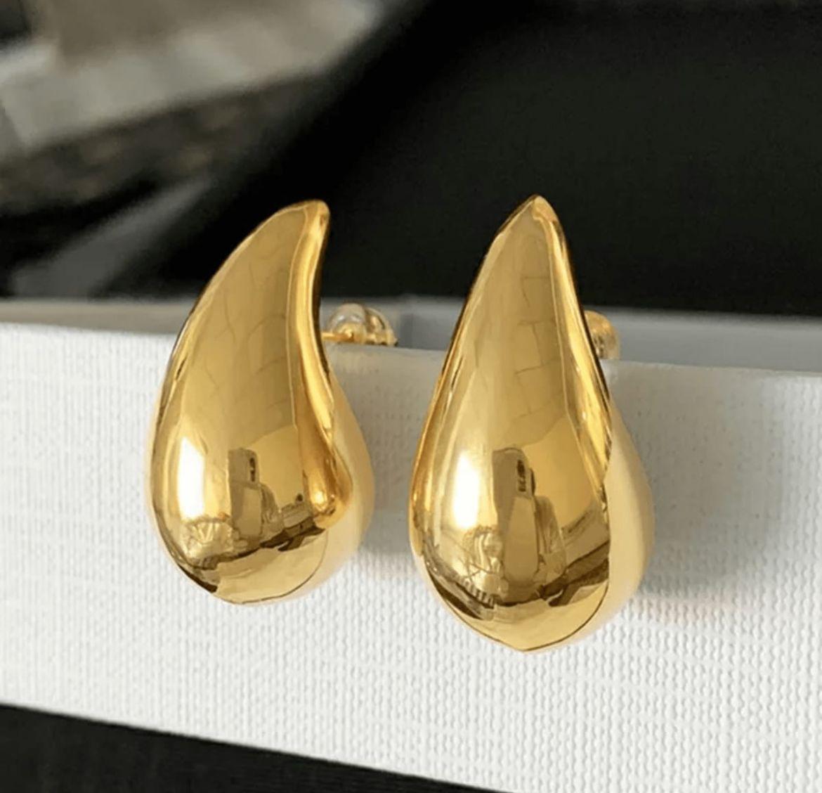 Golden  Everday Drop Earrings