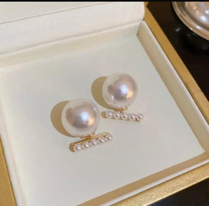 Dainty Pearl Detachable Studs