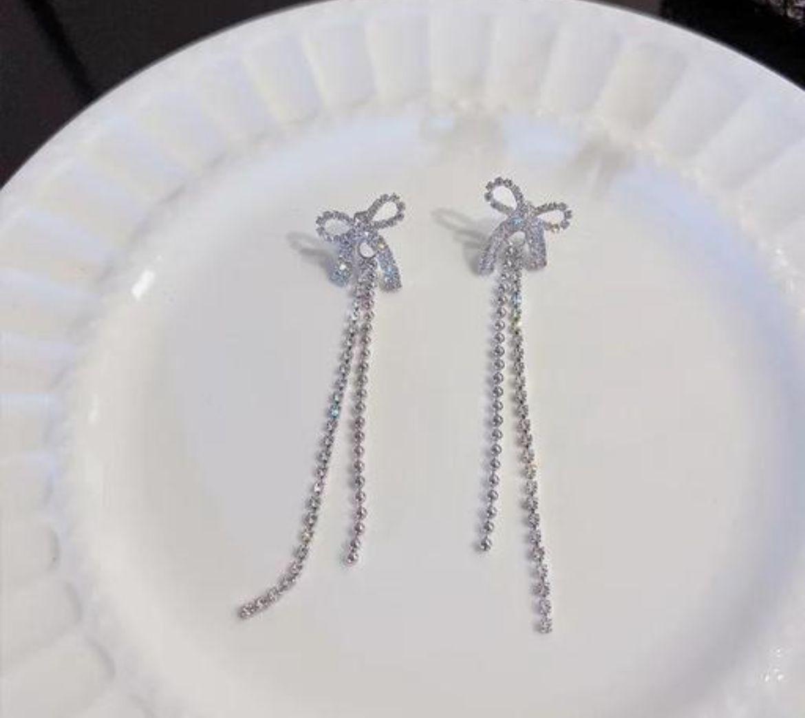 Rhinestone Bow Long Chain Earrings