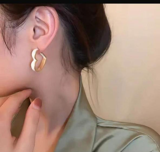 Minimal Metallic Ivory Heart Hoops